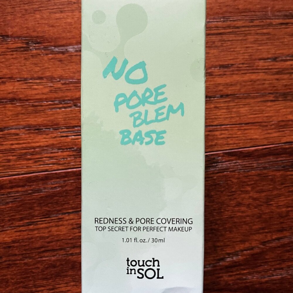 Touch in SOL No Poreblem Base - Redness & Pore Covering (NWT)